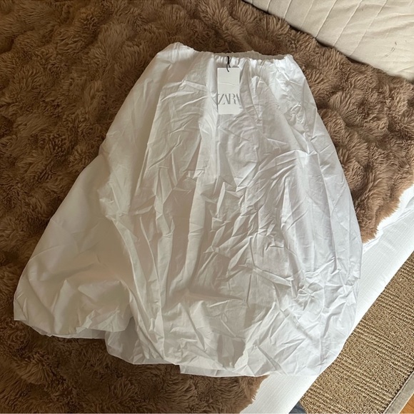Zara Balloon skirt - Picture 3 of 6